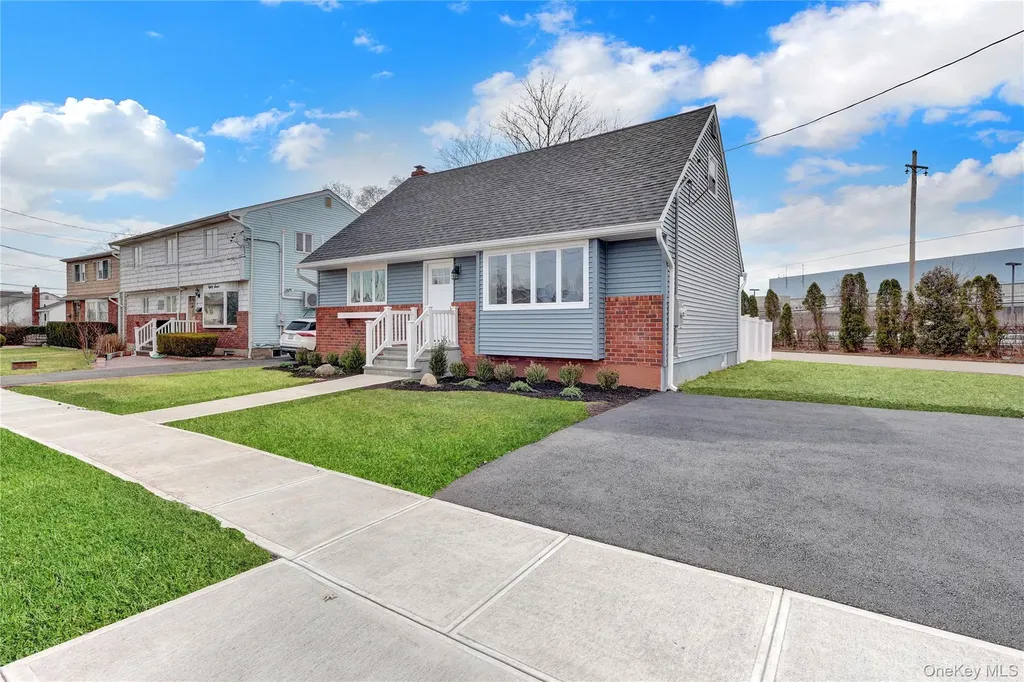 89 Sherman Avenue Bethpage NY 11714