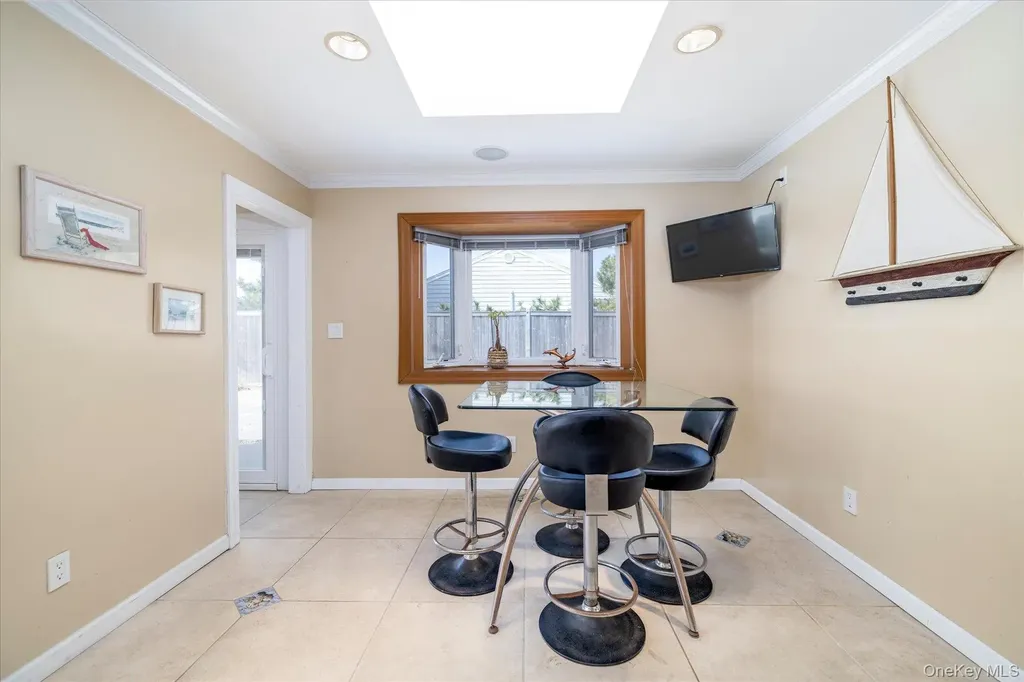 65 Shore Drive S Copiague NY 11726
