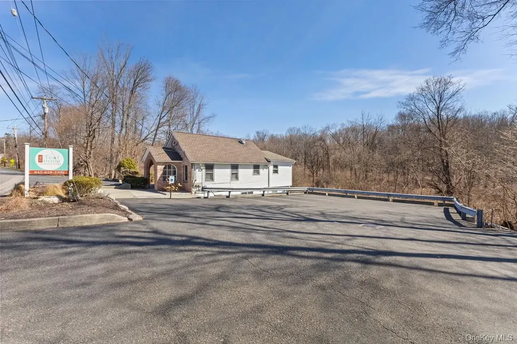 18 Miller Road Mahopac NY 10541