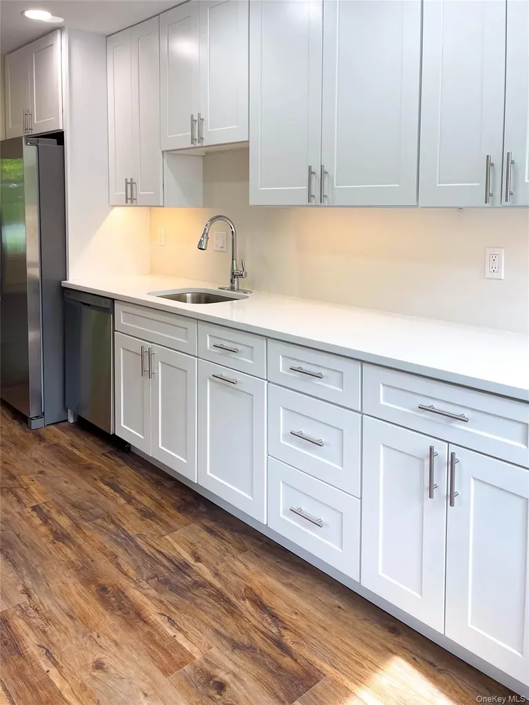 22 Brian Drive East Islip NY 11730
