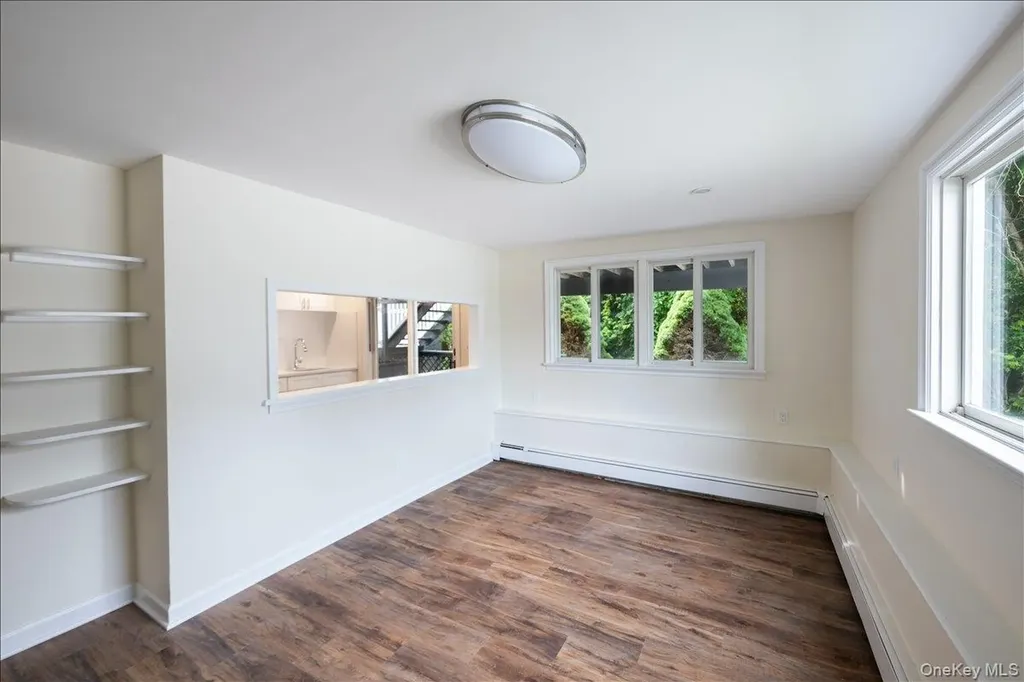 22 Brian Drive East Islip NY 11730