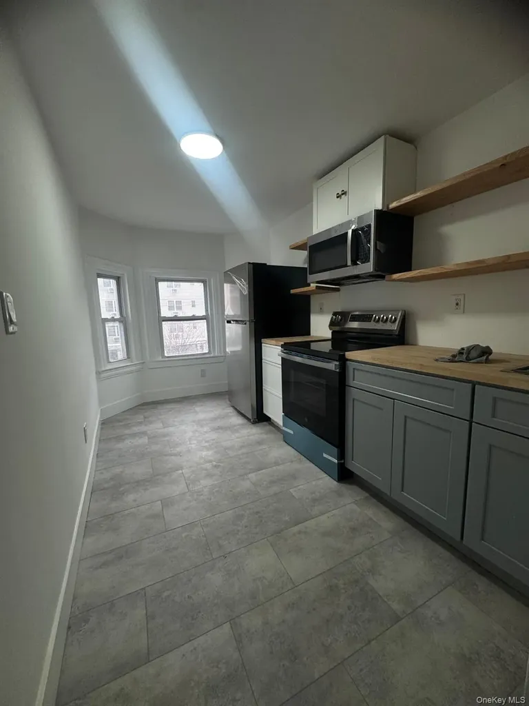 301 Warburton Avenue Yonkers NY 10701