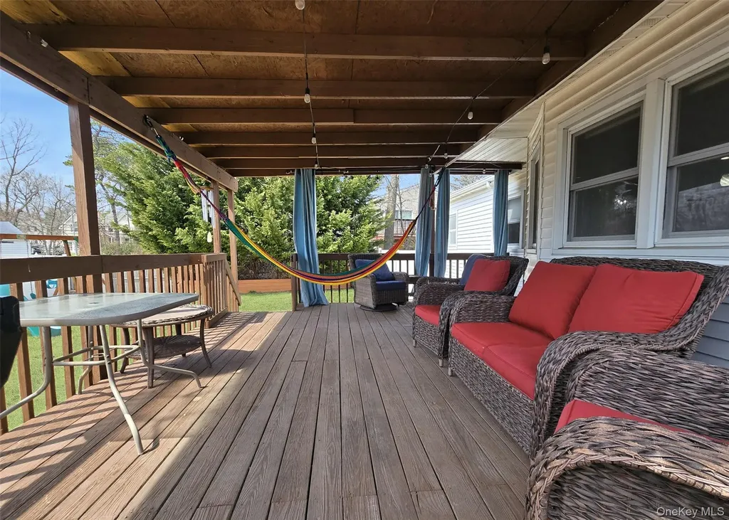 310 Browns Road Nesconset NY 11767