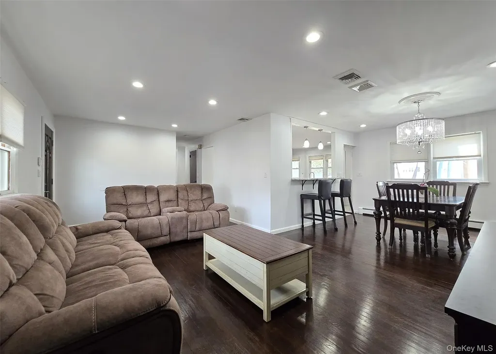 310 Browns Road Nesconset NY 11767