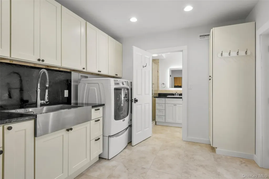 415 Eighth Avenue Pelham NY 10803