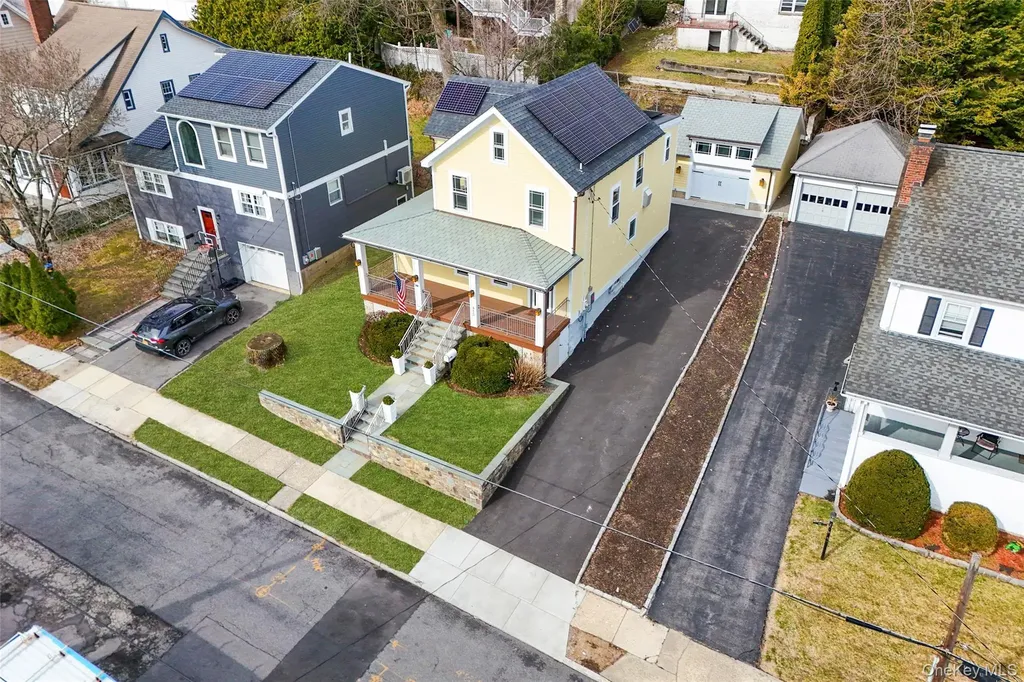 415 Eighth Avenue Pelham NY 10803