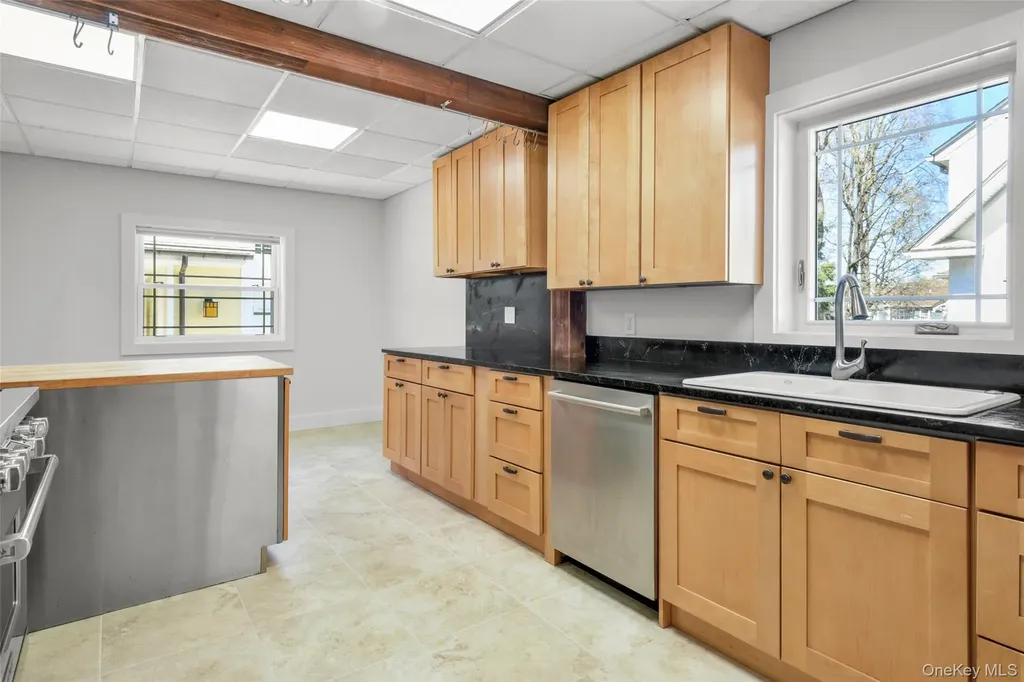 415 Eighth Avenue Pelham NY 10803