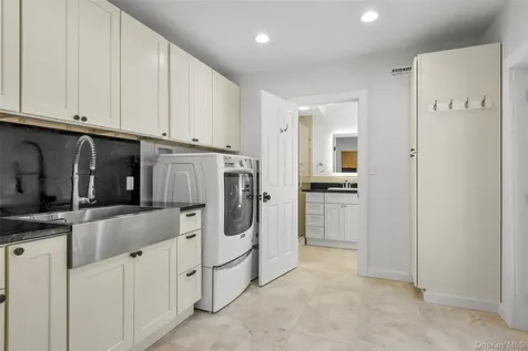415 Eighth Avenue Pelham NY 10803