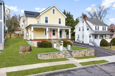 415 Eighth Avenue Pelham NY 10803