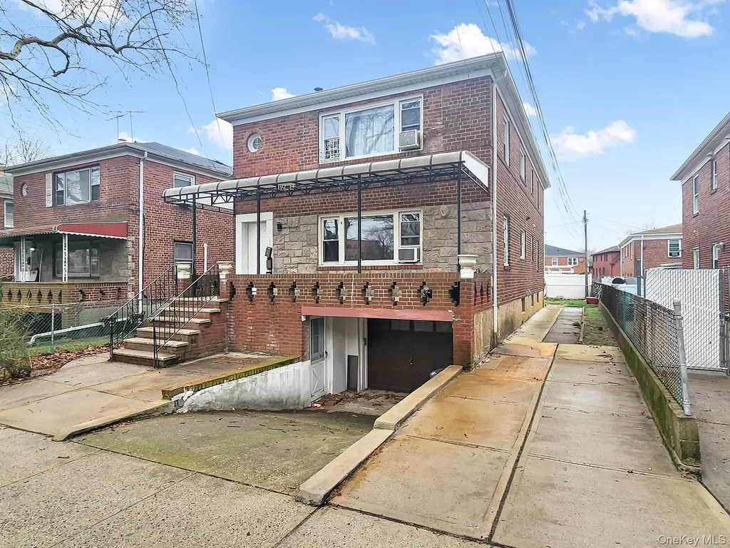 192-14 35th Avenue Flushing NY 11358