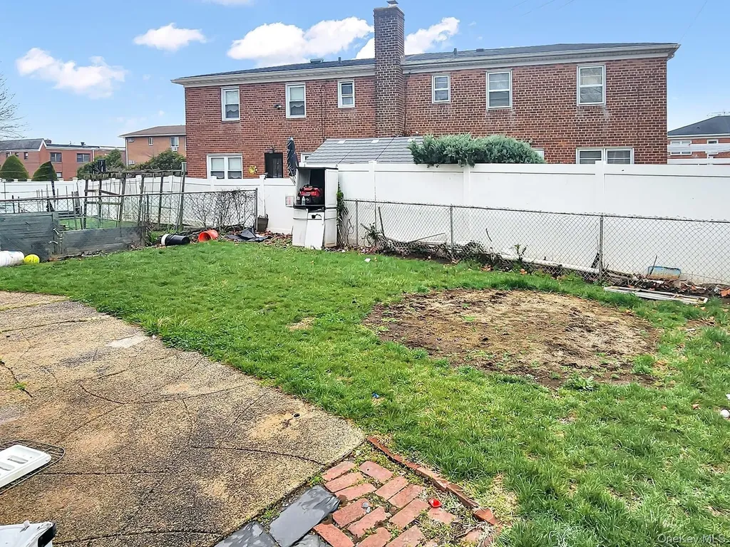 192-14 35th Avenue Flushing NY 11358