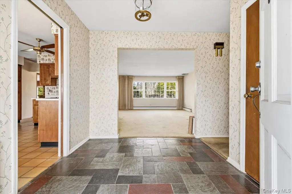 8 Skyline Drive Huntington NY 11743