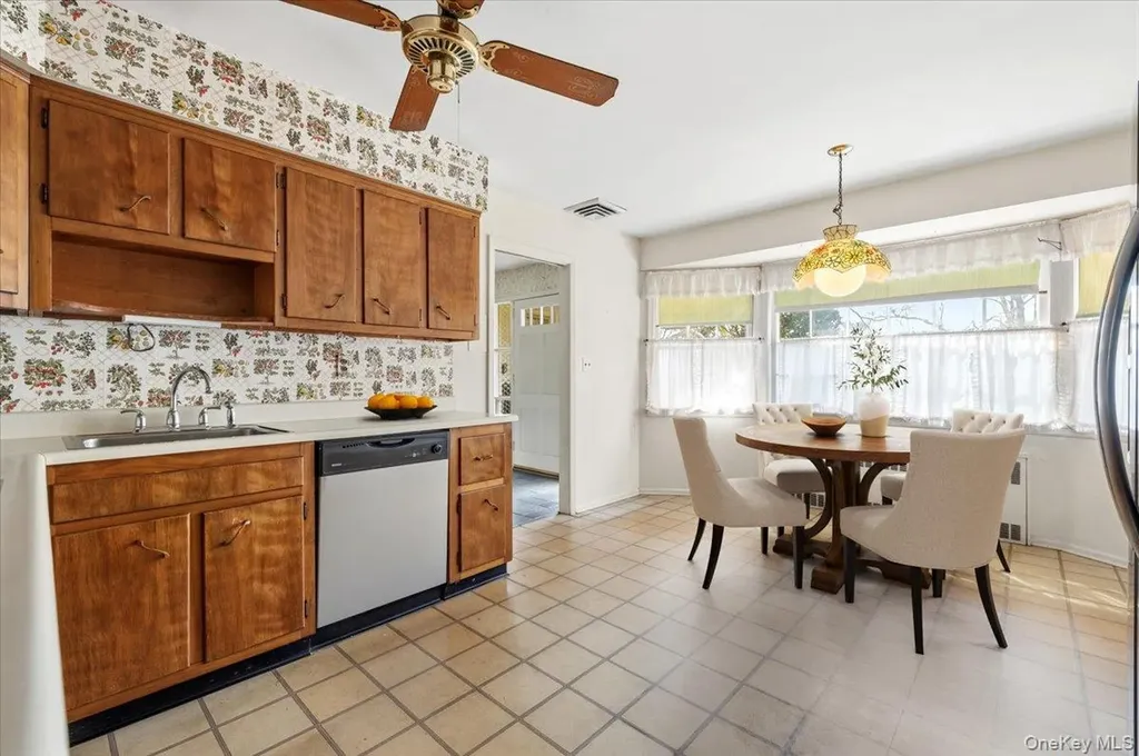 8 Skyline Drive Huntington NY 11743