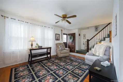 14 Lown Court Poughkeepsie NY 12603