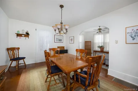14 Lown Court Poughkeepsie NY 12603