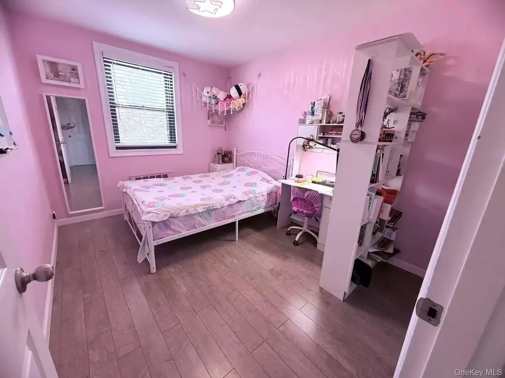 246-15 57 Drive Douglaston NY 11362