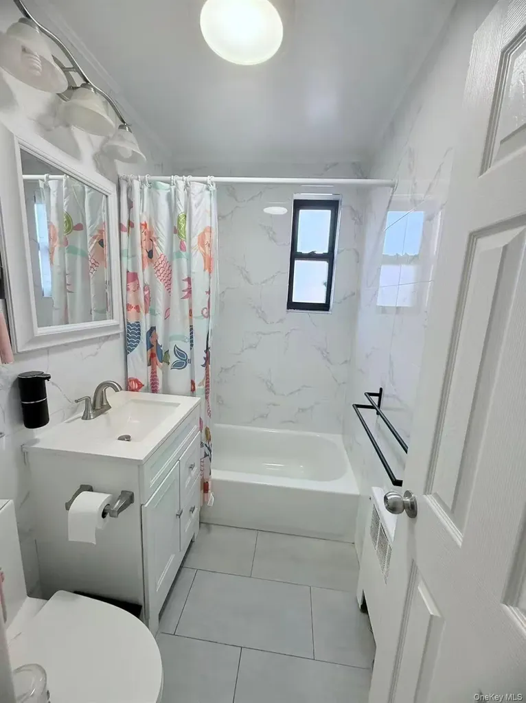 246-15 57 Drive Douglaston NY 11362