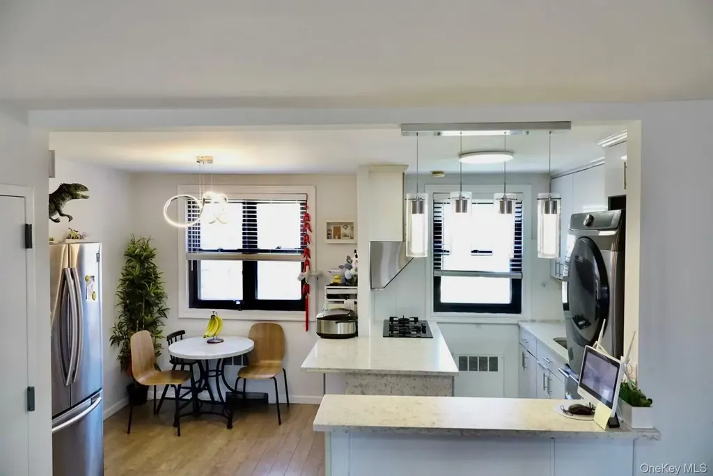 246-15 57 Drive Douglaston NY 11362