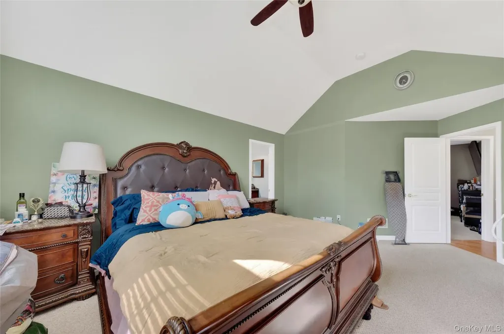 30 Meadowood Lane Wappingers Falls NY 12590
