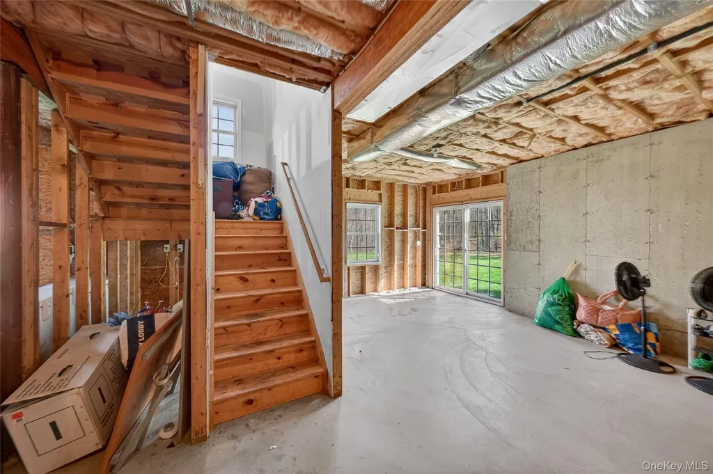30 Meadowood Lane Wappingers Falls NY 12590