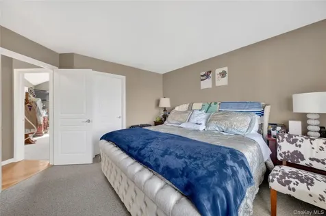 30 Meadowood Lane Wappingers Falls NY 12590