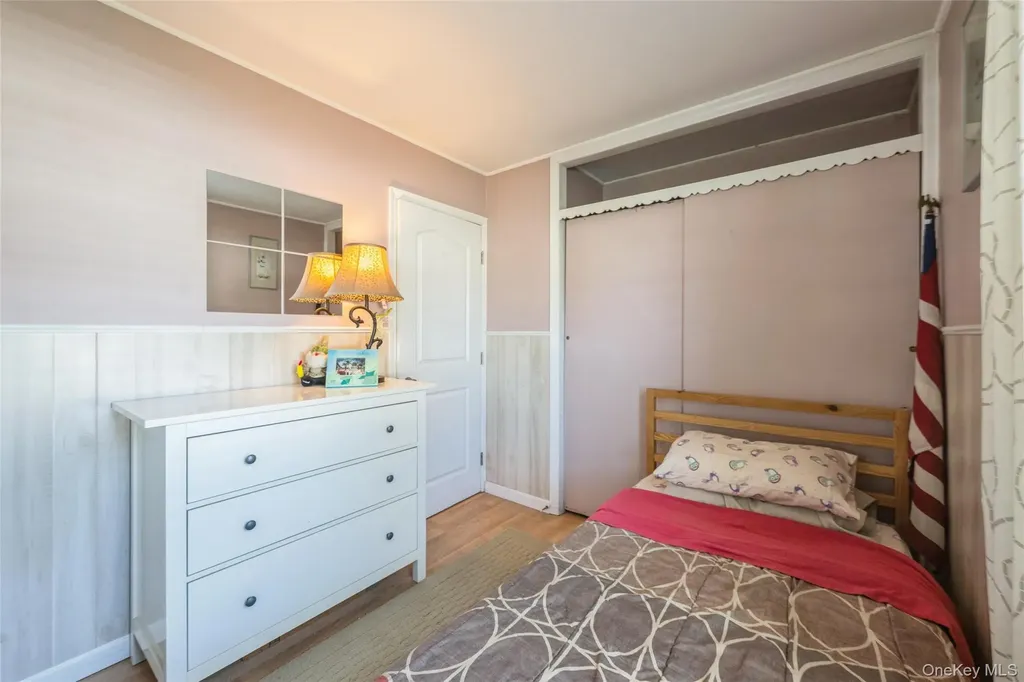 29 Spool Lane Levittown NY 11756