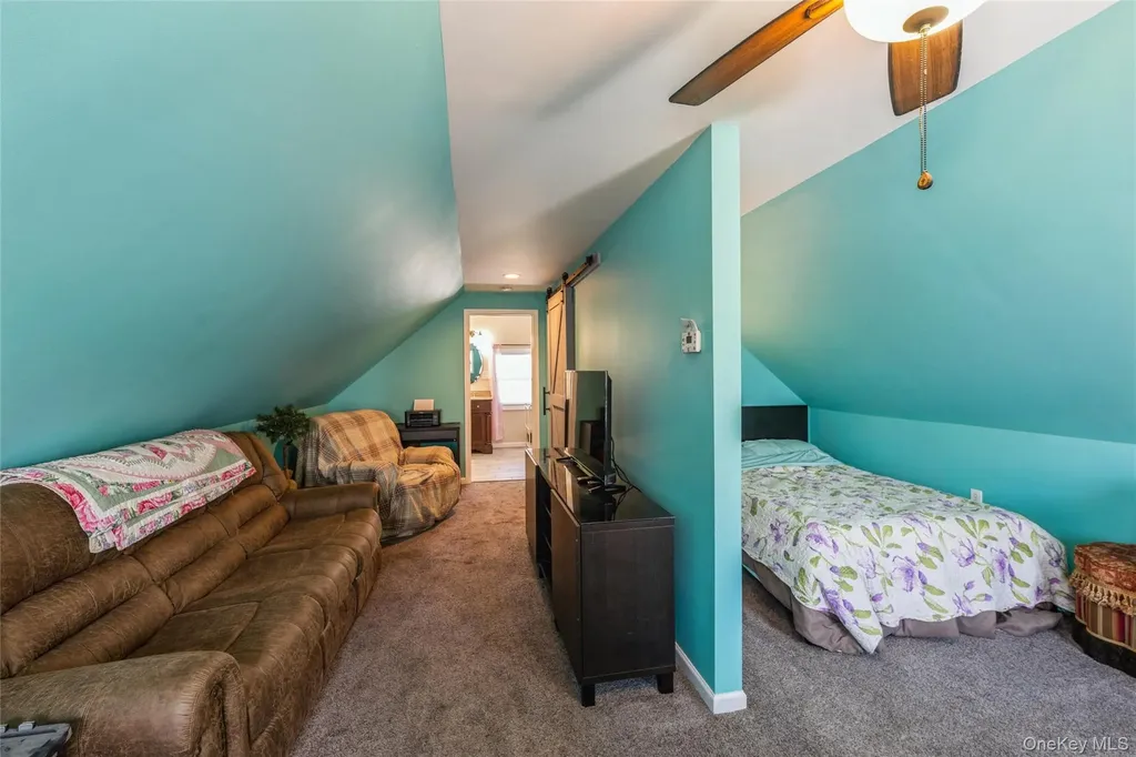 29 Spool Lane Levittown NY 11756