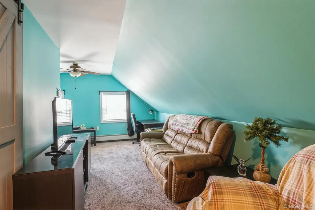29 Spool Lane Levittown NY 11756