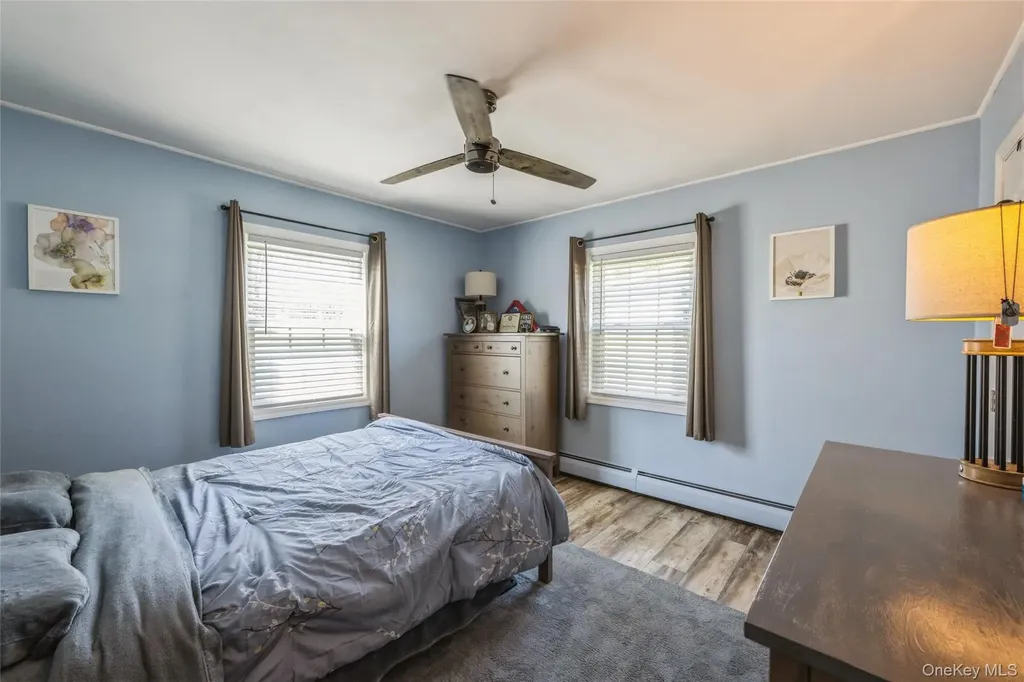 29 Spool Lane Levittown NY 11756