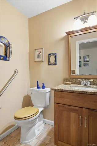 23 Abbey Lane Setauket NY 11733