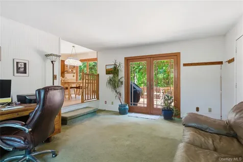 23 Abbey Lane Setauket NY 11733