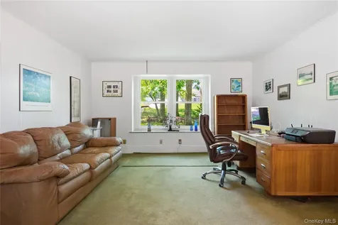 23 Abbey Lane Setauket NY 11733