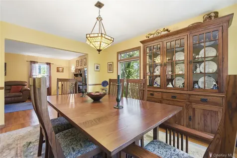 23 Abbey Lane Setauket NY 11733