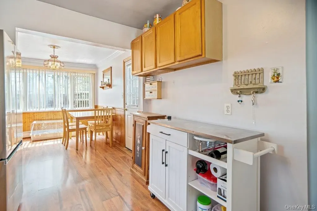 80 Cherubina Lane North Babylon NY 11703
