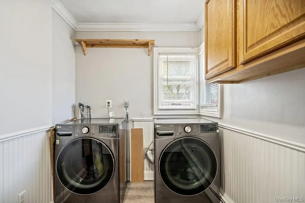 80 Cherubina Lane North Babylon NY 11703
