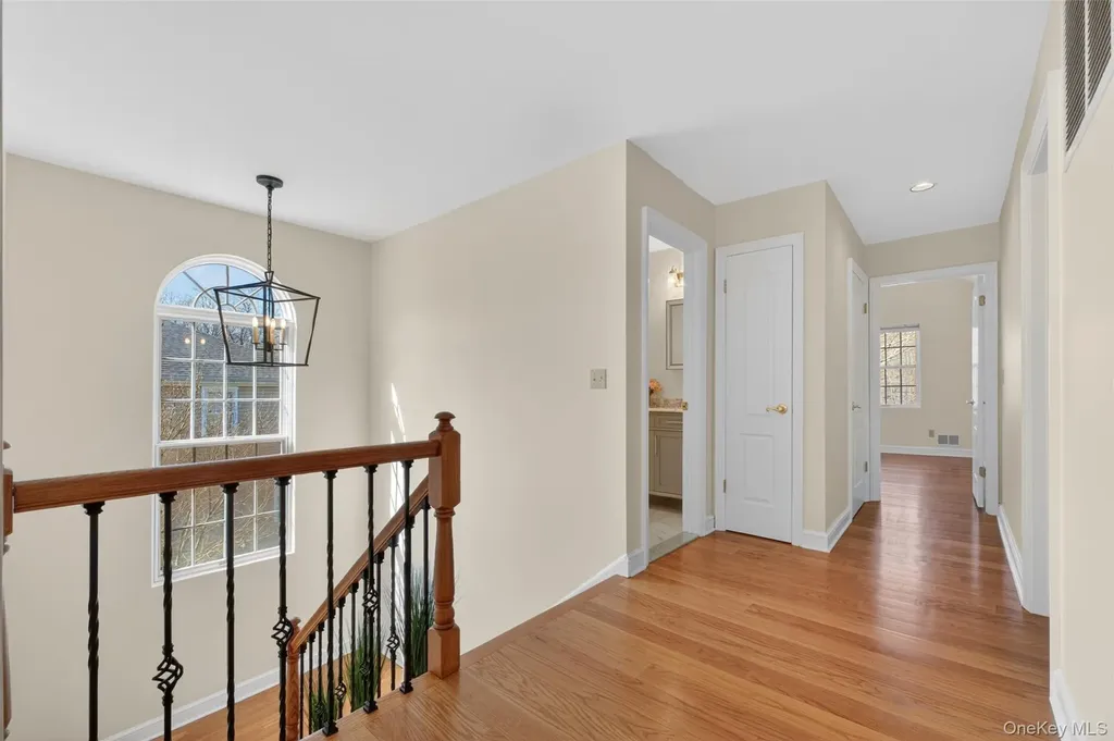 24 Coventry Circle Mahopac NY 10541
