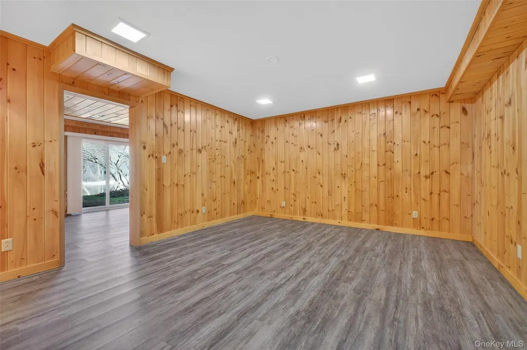 24 Coventry Circle Mahopac NY 10541
