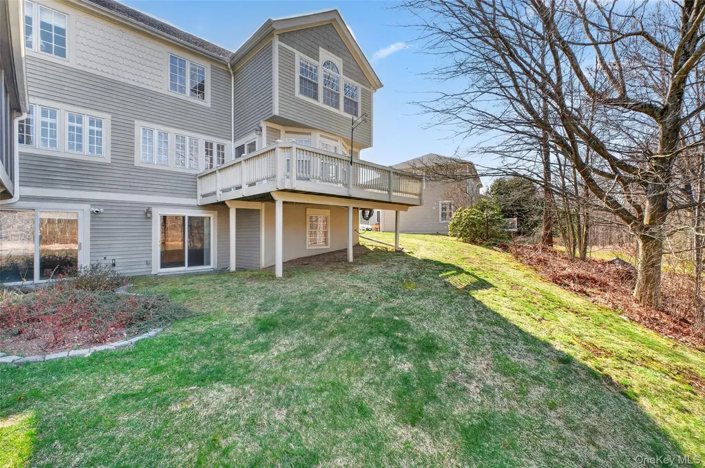 24 Coventry Circle Mahopac NY 10541