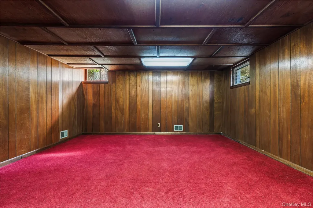 14 Loewen Court Rye NY 10580