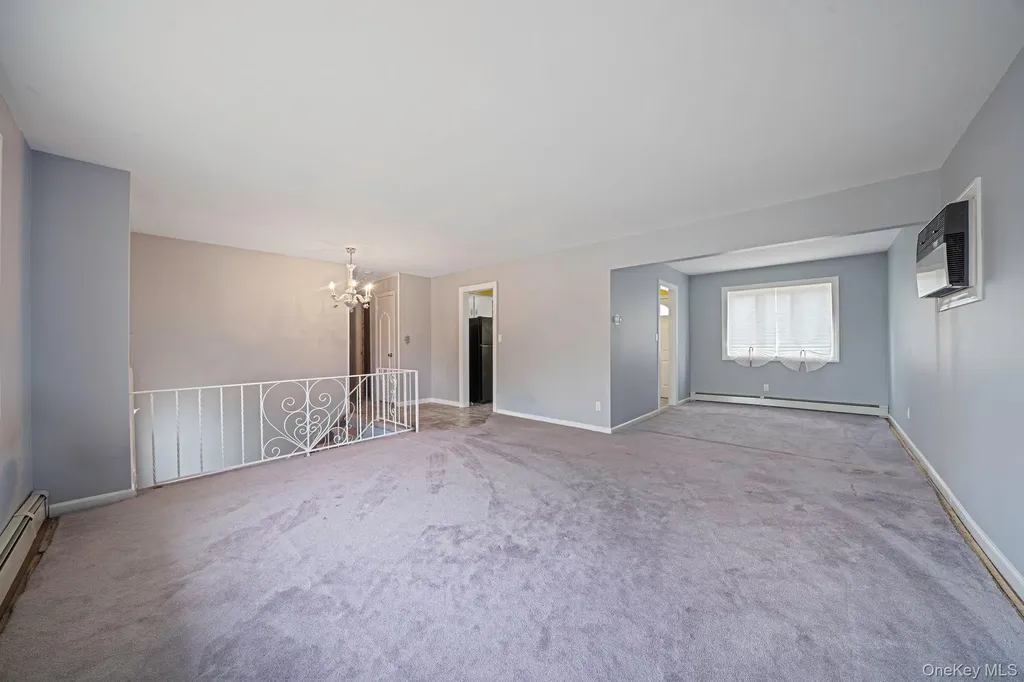 6 Oatley Place Commack NY 11725