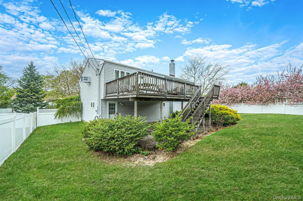 6 Oatley Place Commack NY 11725