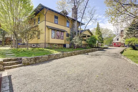 78 Hickory Grove Drive W Larchmont NY 10538