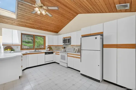 31 Deer Ridge Road Garrison NY 10524