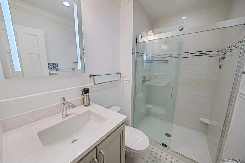 12 Greenmeadow Drive Babylon NY 11702
