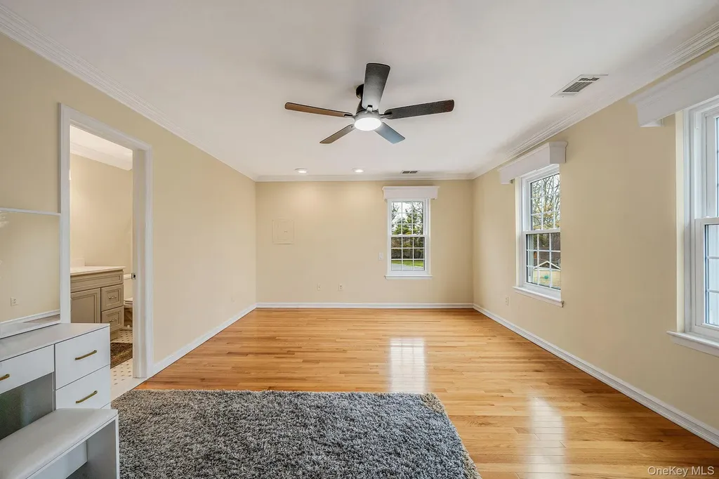 12 Greenmeadow Drive Babylon NY 11702
