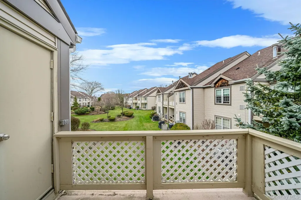 12 Greenmeadow Drive Babylon NY 11702