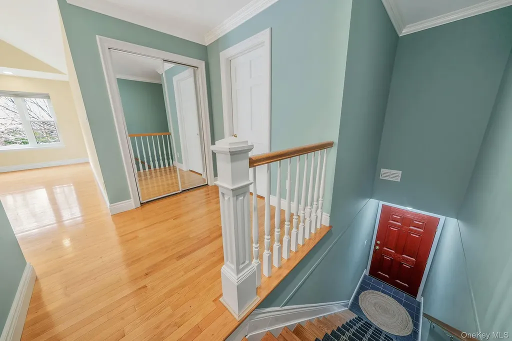 12 Greenmeadow Drive Babylon NY 11702