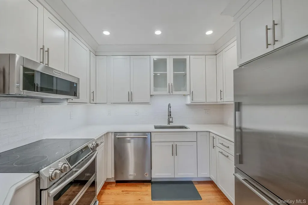 12 Greenmeadow Drive Babylon NY 11702