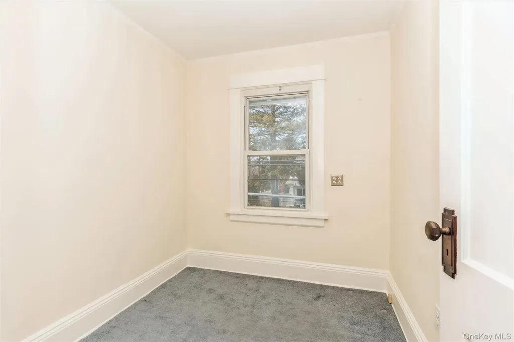 108 Hempstead Avenue Lynbrook NY 11563