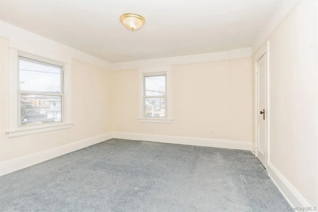 108 Hempstead Avenue Lynbrook NY 11563